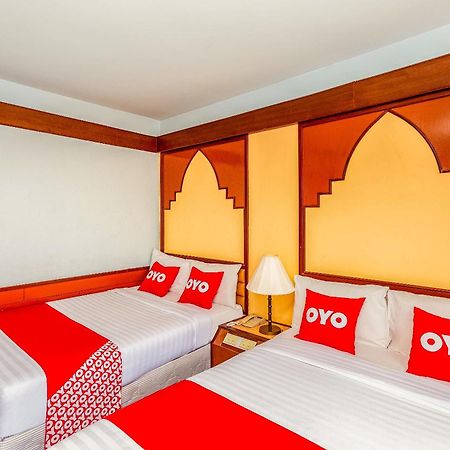 Oyo 441 Grand Thara Hotel Surat Thani Buitenkant foto