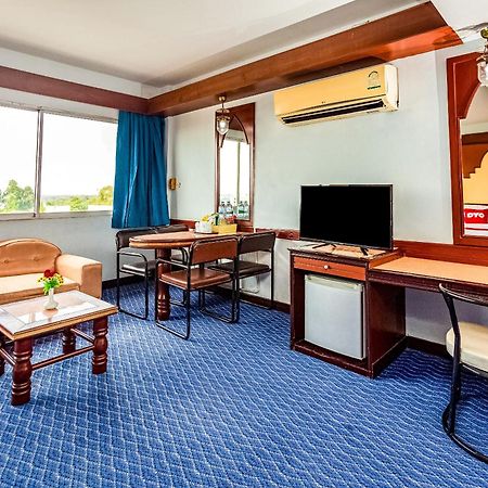 Oyo 441 Grand Thara Hotel Surat Thani Buitenkant foto