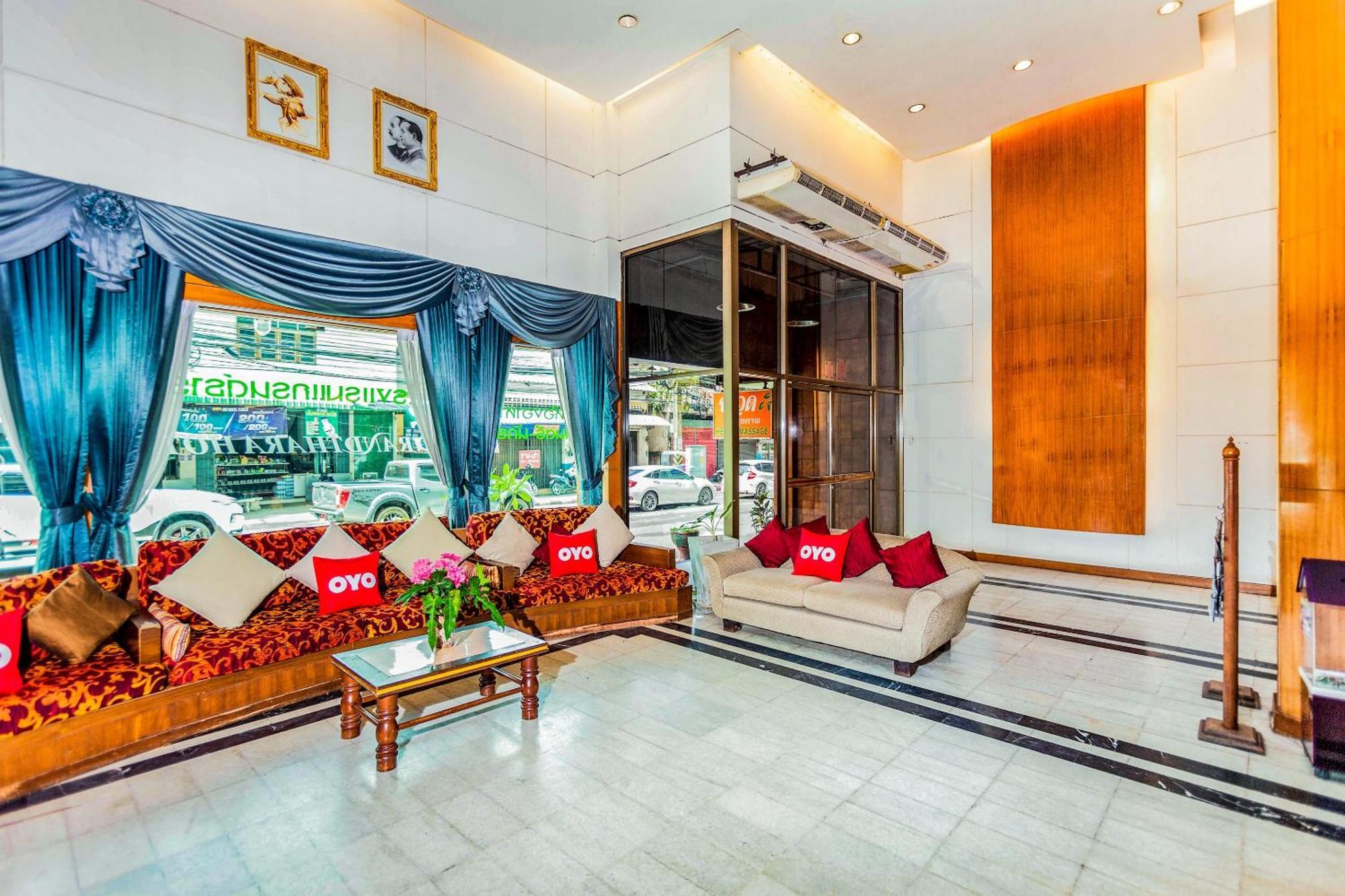 Oyo 441 Grand Thara Hotel Surat Thani Buitenkant foto
