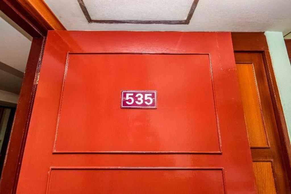 Oyo 441 Grand Thara Hotel Surat Thani Buitenkant foto